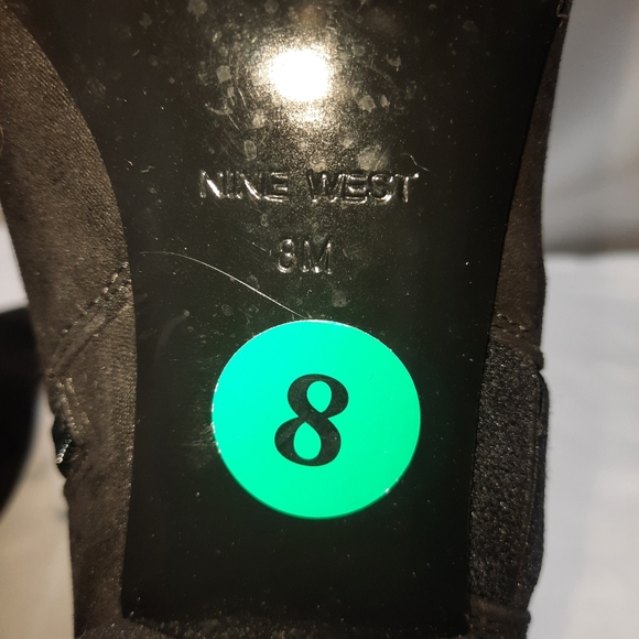 Nine West Block Heel Black Suede Zip ankle bootie size 8 - Picture 11 of 11